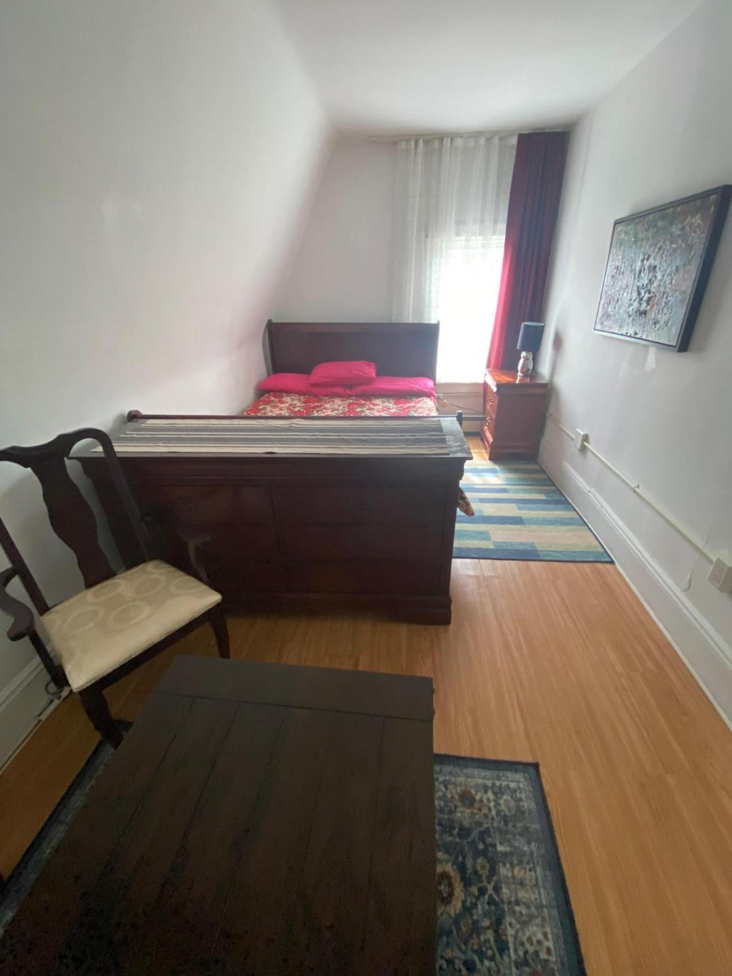 Classical American Homestay House Нью-Йорк Экстерьер фото